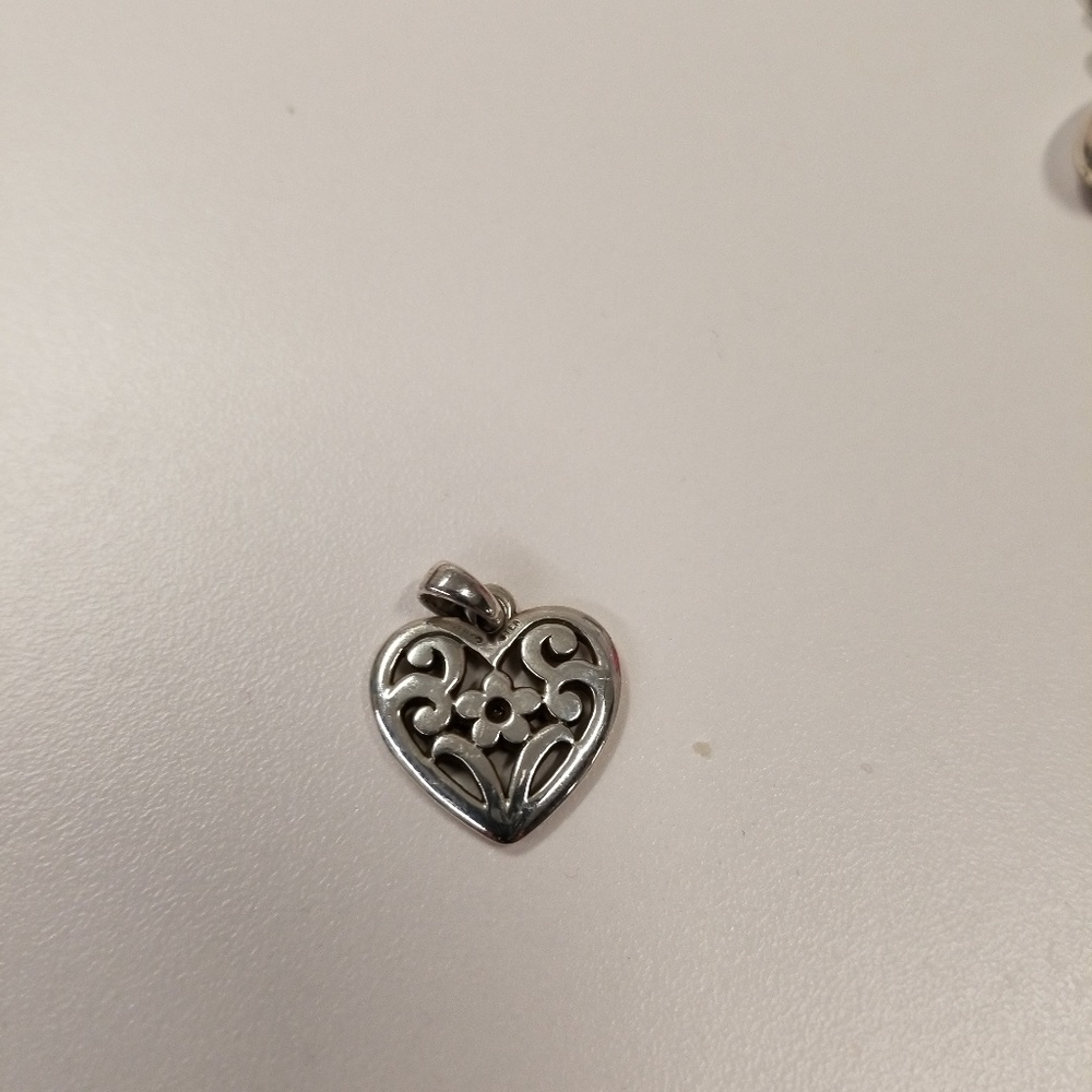 James avery floral heart
